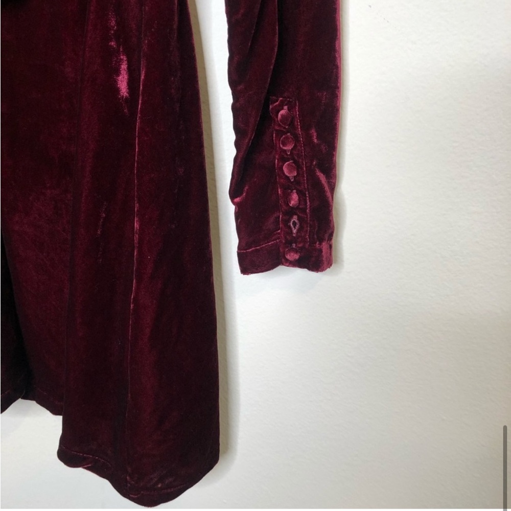 💜 Privacy Please X Revolve Astro Velvet Dress - Picture 9 of 11
